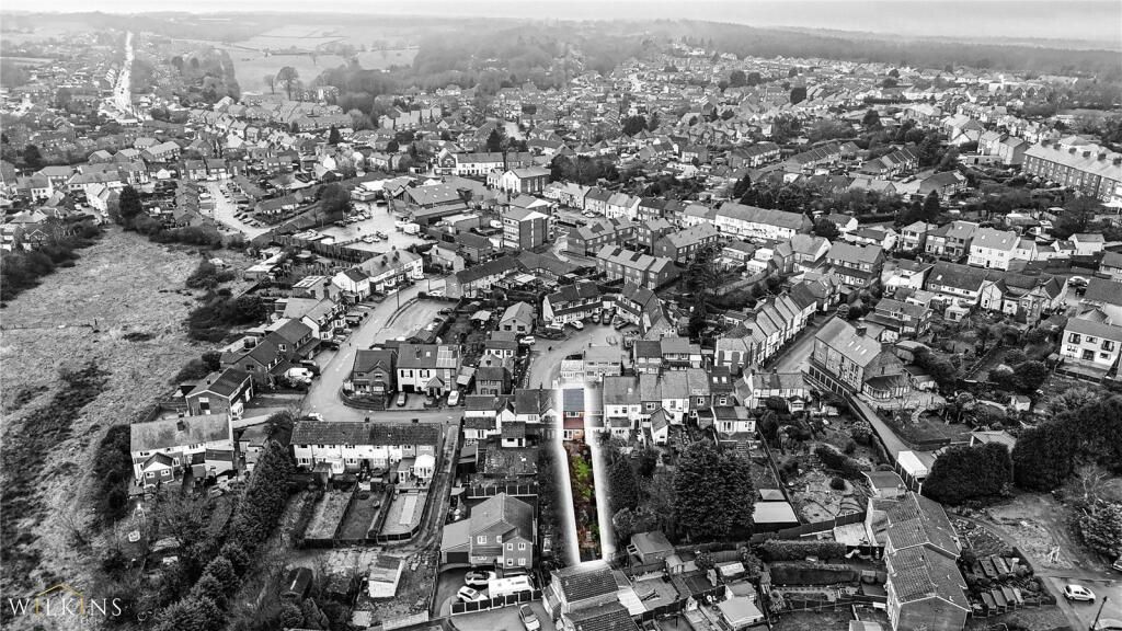 67 Chancery Lane, Nuneaton, Warwickshire, CV10 0PD