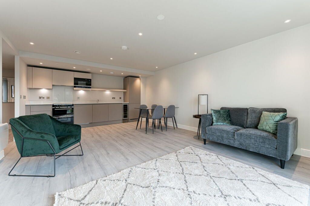 Apartment 706 St. Martins Place, 169 Broad Street, Birmingham, West Midlands, B15 1ED