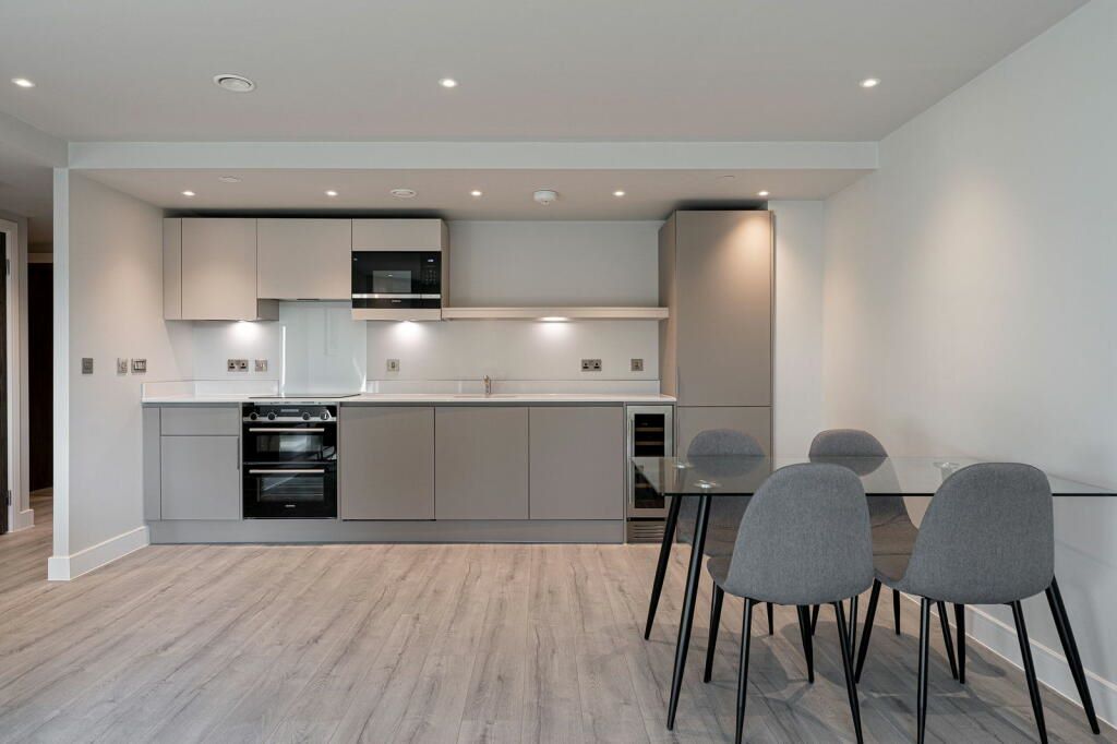 Apartment 706 St. Martins Place, 169 Broad Street, Birmingham, West Midlands, B15 1ED