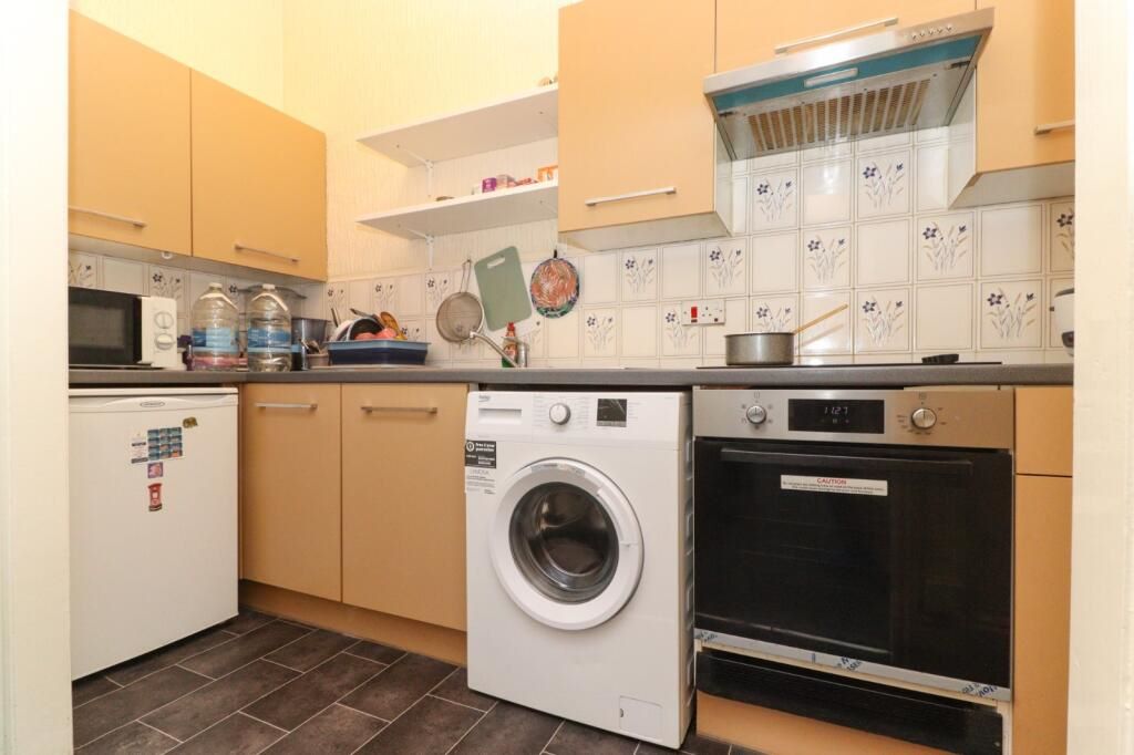 Flat 3 40 Harold Road, Cliftonville, Margate, Kent, CT9 2HT