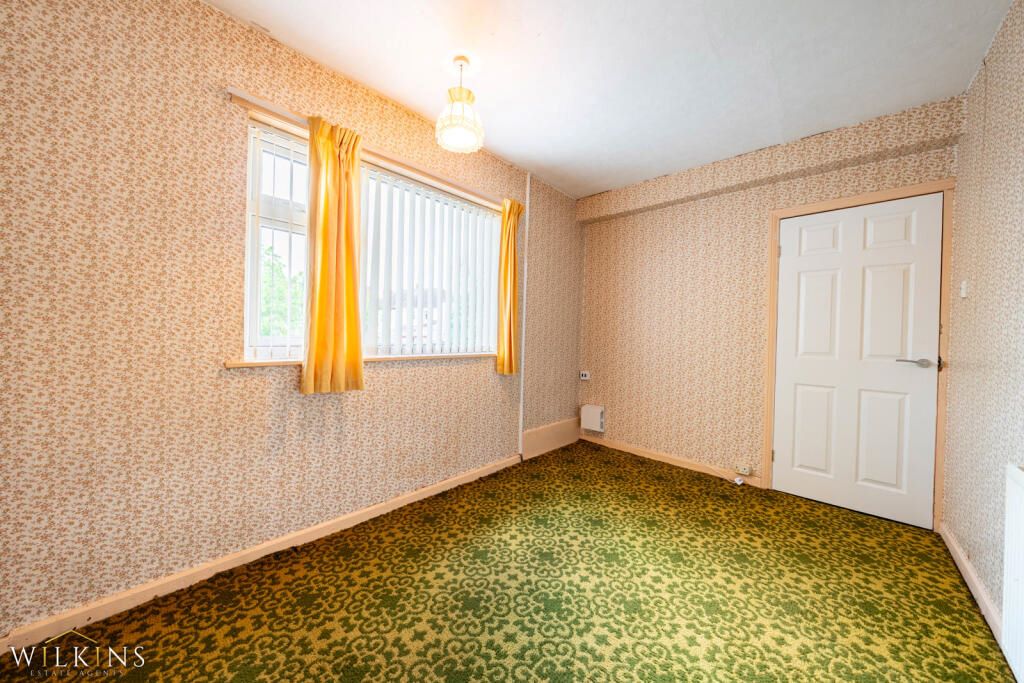 6 Meldrum Road, Nuneaton, Warwickshire, CV10 8HS