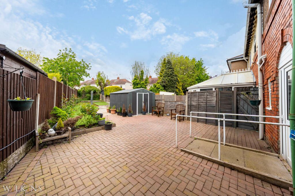 6 Meldrum Road, Nuneaton, Warwickshire, CV10 8HS