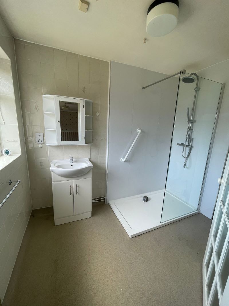 125 Saughall Road Blacon, Chester, Cheshire, CH1 5ET