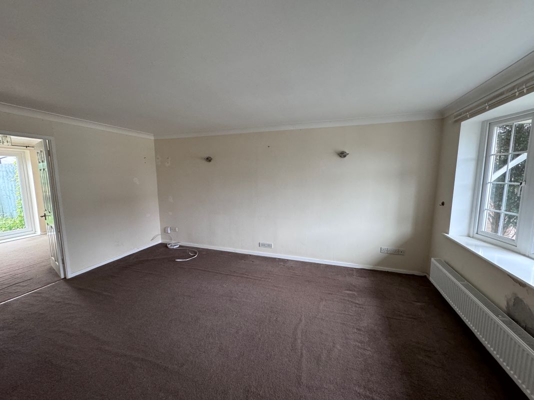 65 Avill Hockley, Tamworth, Staffordshire, B77 5QF