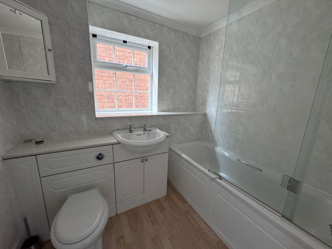 65 Avill Hockley, Tamworth, Staffordshire, B77 5QF