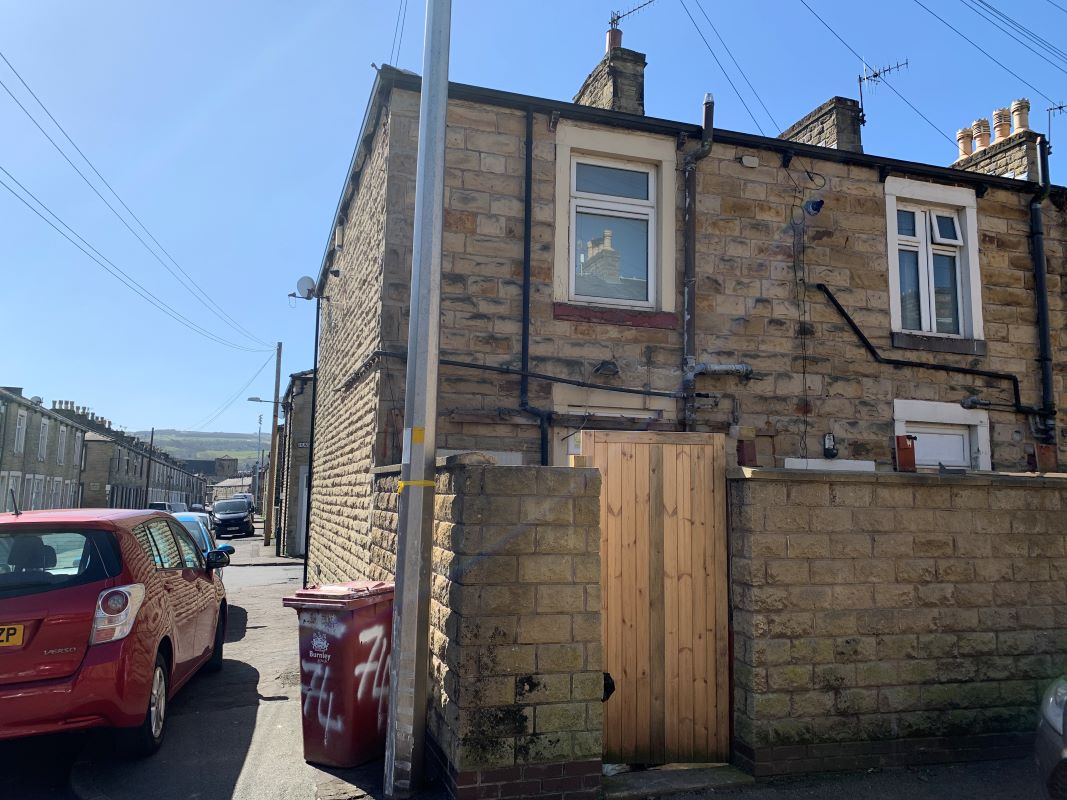 1 Hunslet Street, Burnley, Lancashire, BB11 3DH