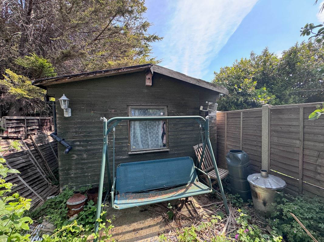 83 Richmond Avenue Shoeburyness, Southend-On-Sea, Essex, SS3 9LE