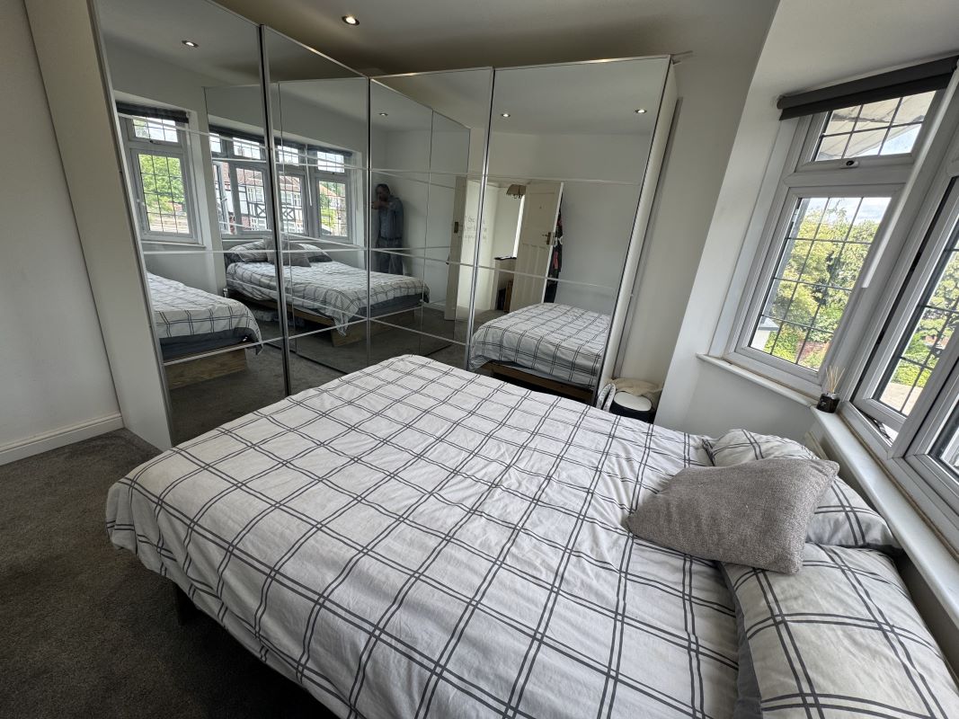 66 Cambridge Avenue, New Malden, Surrey, KT3 4LF