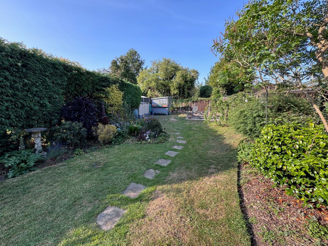 115 Tuffley Avenue, Gloucester, Gloucestershire, GL1 5NP