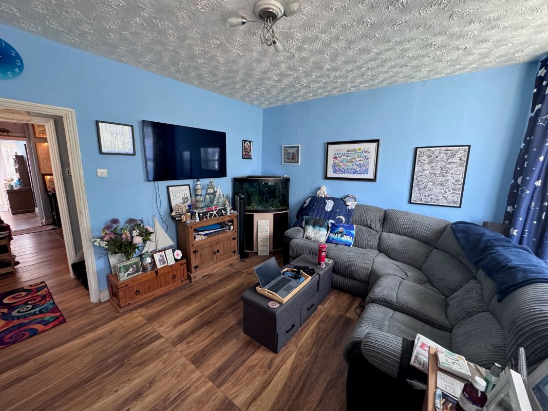 83 Richmond Avenue Shoeburyness, Southend-On-Sea, Essex, SS3 9LE