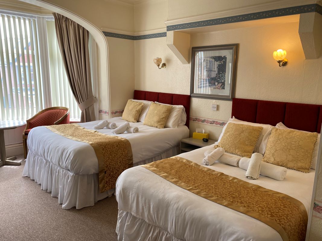 48 King Edward Avenue, Blackpool, Lancashire, FY2 9TA