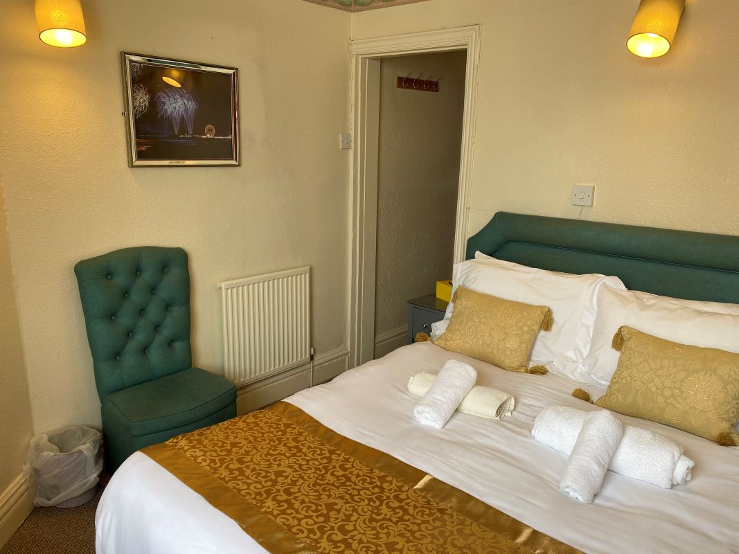 48 King Edward Avenue, Blackpool, Lancashire, FY2 9TA