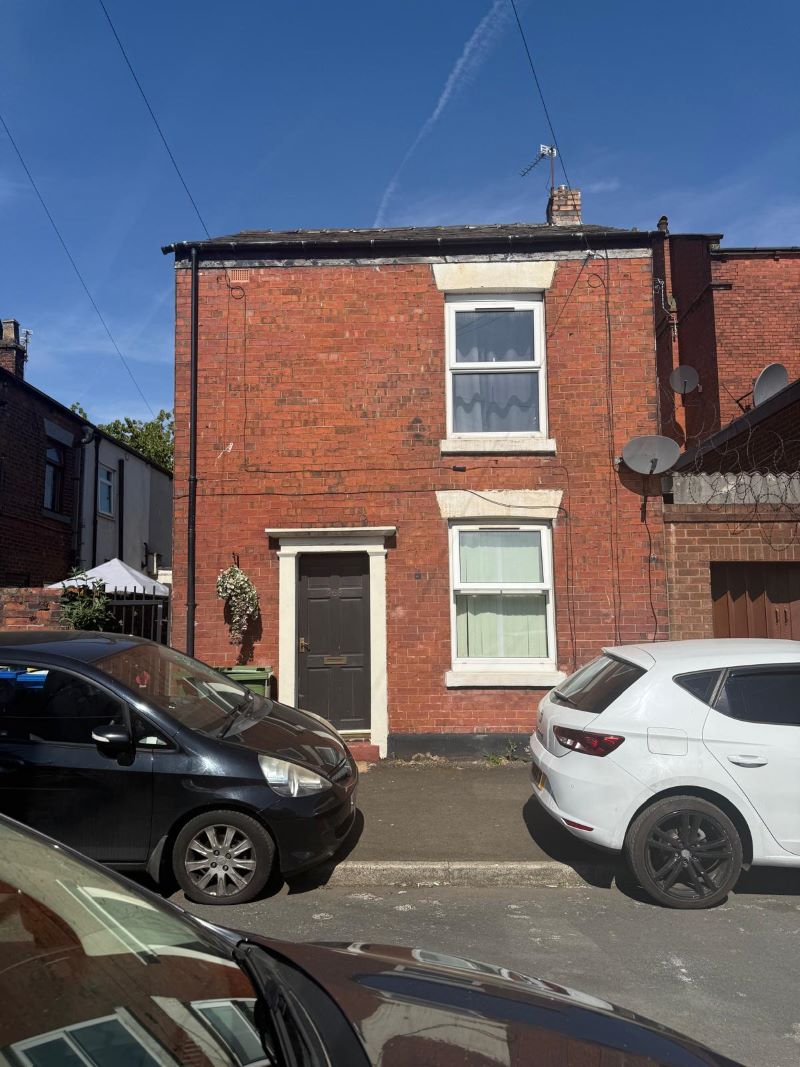 268 John Street West, Ashton-Under-Lyne, Lancashire, OL7 0NY
