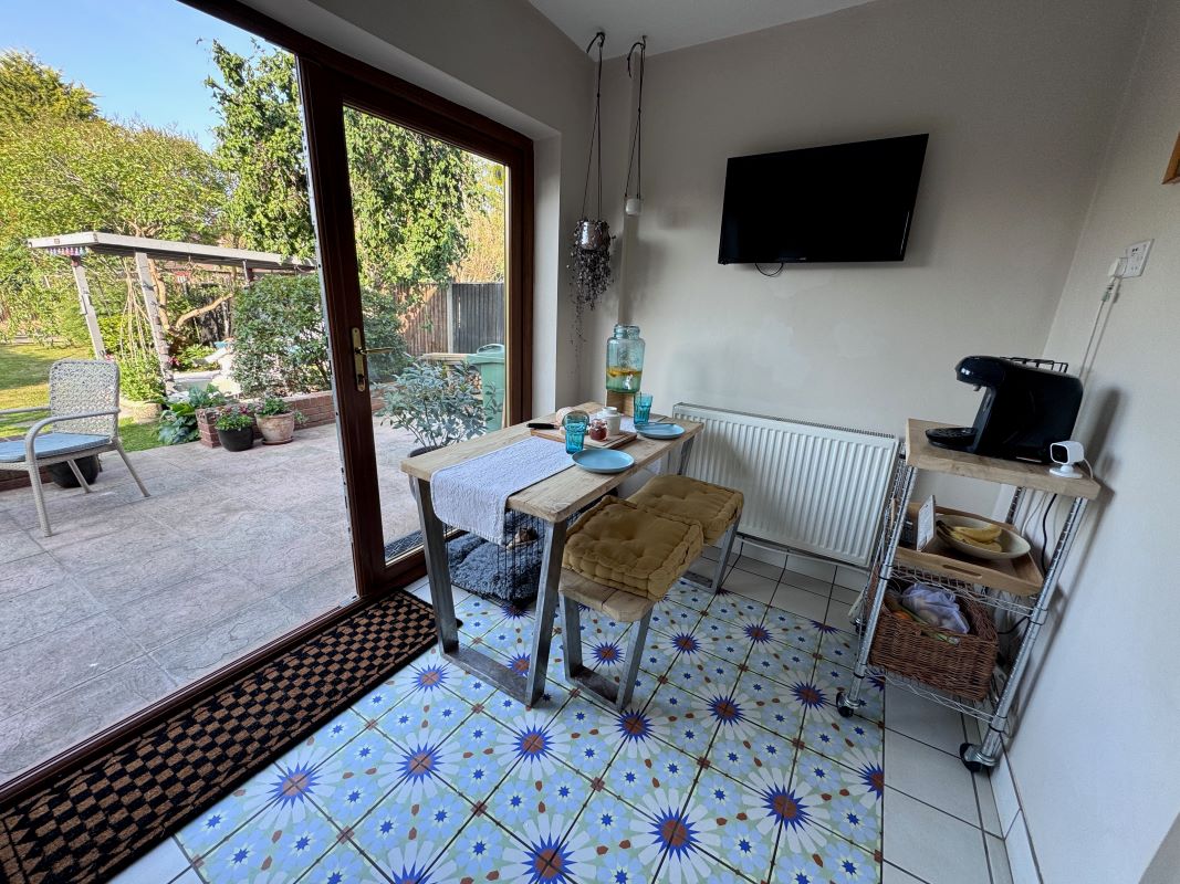 115 Tuffley Avenue, Gloucester, Gloucestershire, GL1 5NP