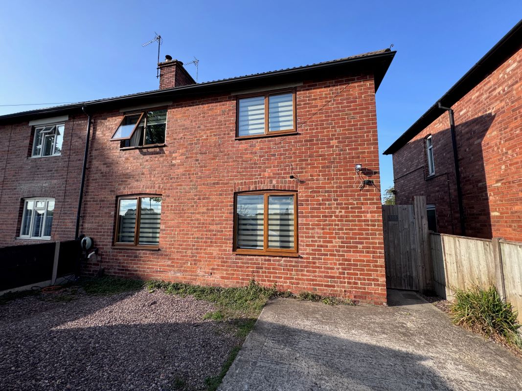 115 Tuffley Avenue, Gloucester, Gloucestershire, GL1 5NP