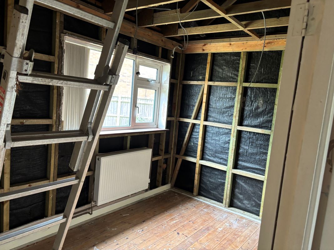 Cedar Wood Bungalow Wallingford Road, Didcot, Oxfordshire, OX11 9BA