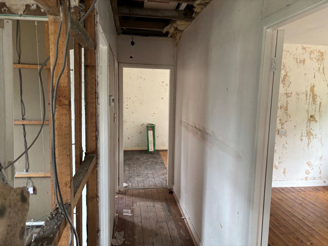 Cedar Wood Bungalow Wallingford Road, Didcot, Oxfordshire, OX11 9BA