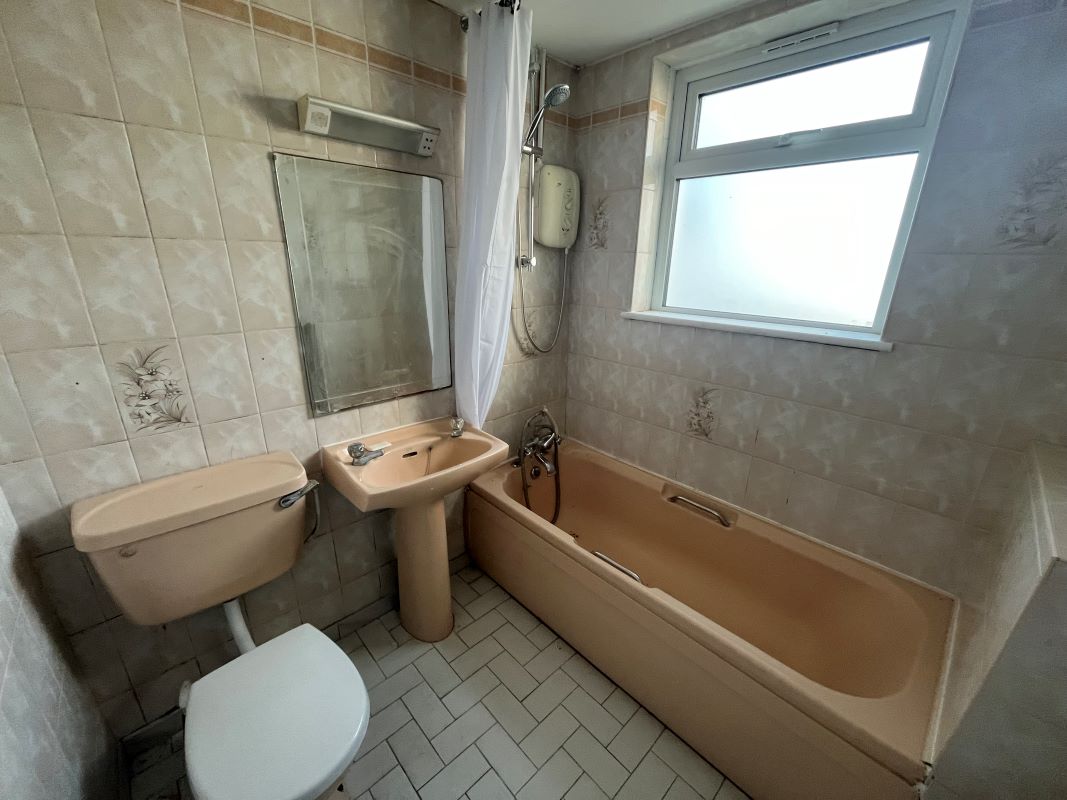 Cloghboley, Manulla, Mayo, F23 H603 - Online Auctions