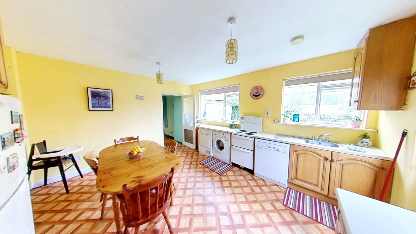 111 Botanic Road, Glasnevin, Dublin, D09 V2Y4