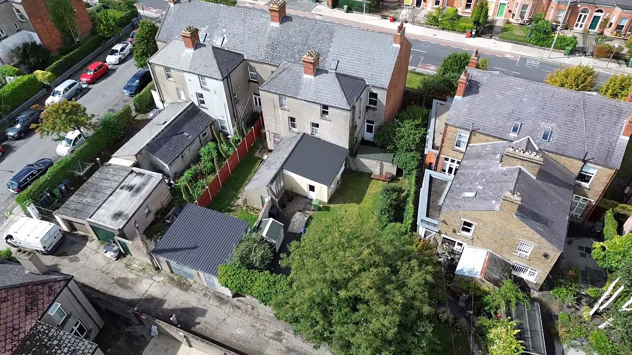 111 Botanic Road, Glasnevin, Dublin, D09 V2Y4