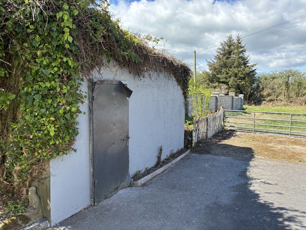 Lot Image