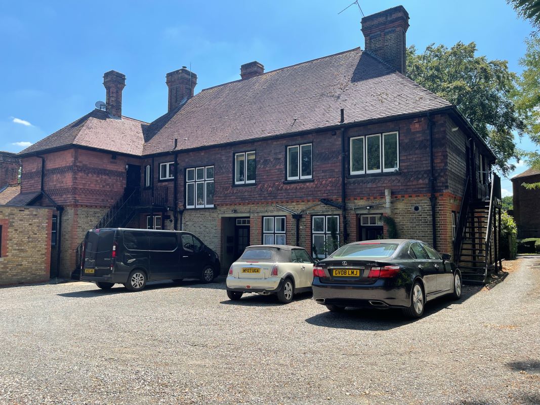 Lot 37 - 4 St. Agnes Cottages, Kings Lane, Englefield Green, Egham, Surrey, TW20 0UB