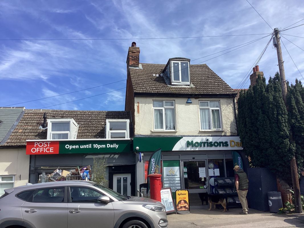 Lot 33 - Flat at 208 High Road, Trimley St. Martin, Felixstowe, Suffolk, IP11 0SN
