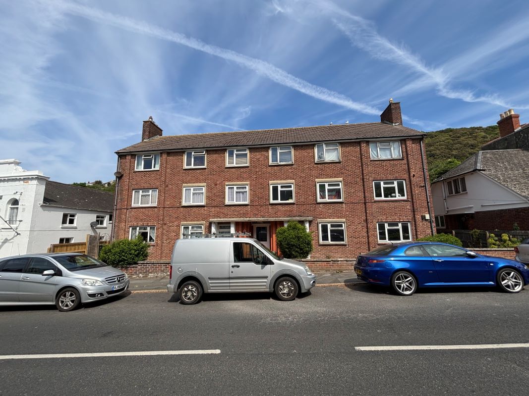 Lot 10 - 139A High Street, Ventnor, Isle Of Wight, PO38 1LZ