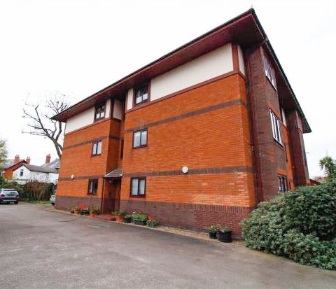 Apartment 2, Lawswood, Victoria Road East, Thornton-Cleveleys, FY5 5BS