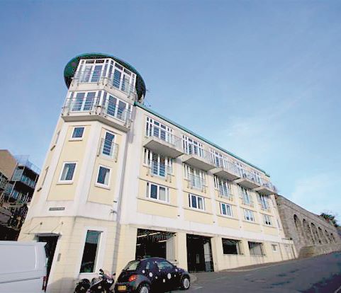 Flat 4 Trinity Place, 25 Cliff Road, Plymouth, Devon, PL1 3DR