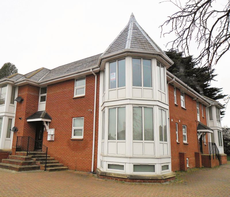 Flat 5 Manor View, 172 Manor Road, Chigwell, Essex, IG7 5PX Harman