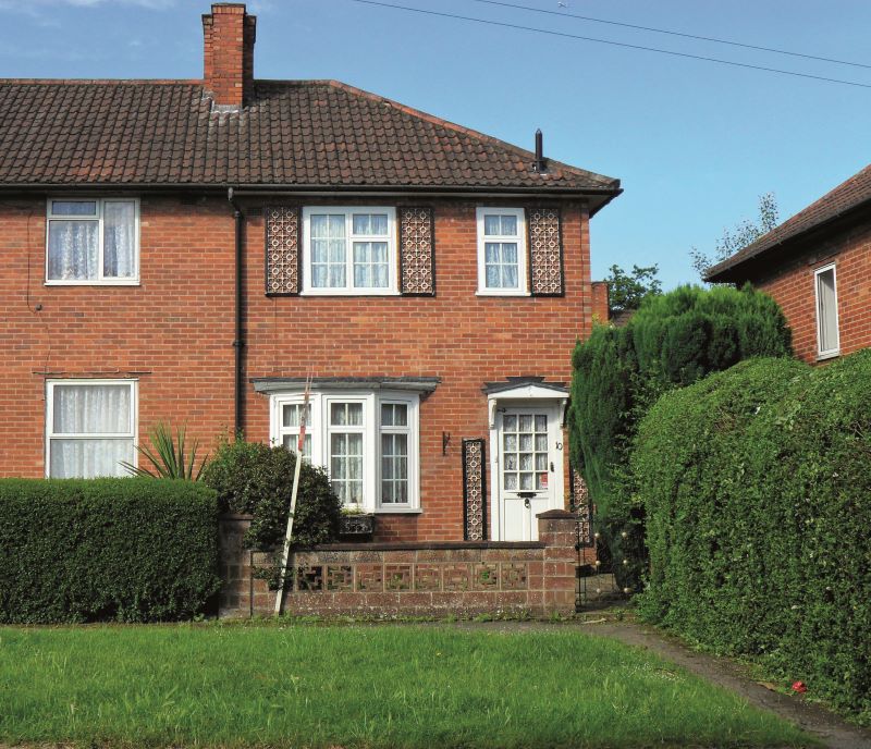 10 Sherbourne Crescent, Carshalton, Surrey, SM5 1JX Harman Healy