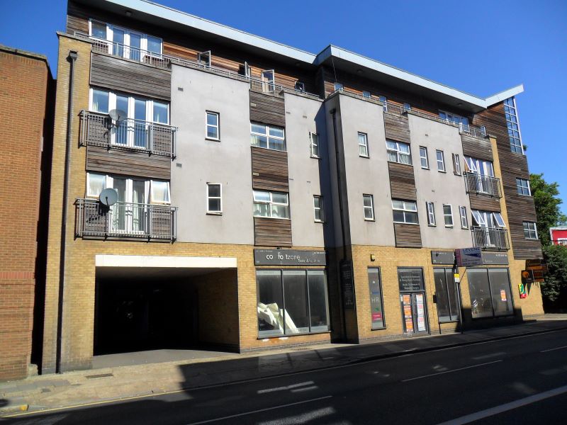 Flat 8, 177 London Road, Kingston upon Thames, Surrey, KT2 6PA Harman