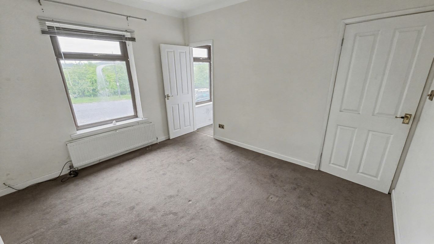 1 Chesterfield Road, Oakerthorpe, Alfreton, Derbyshire, DE55 7LN
