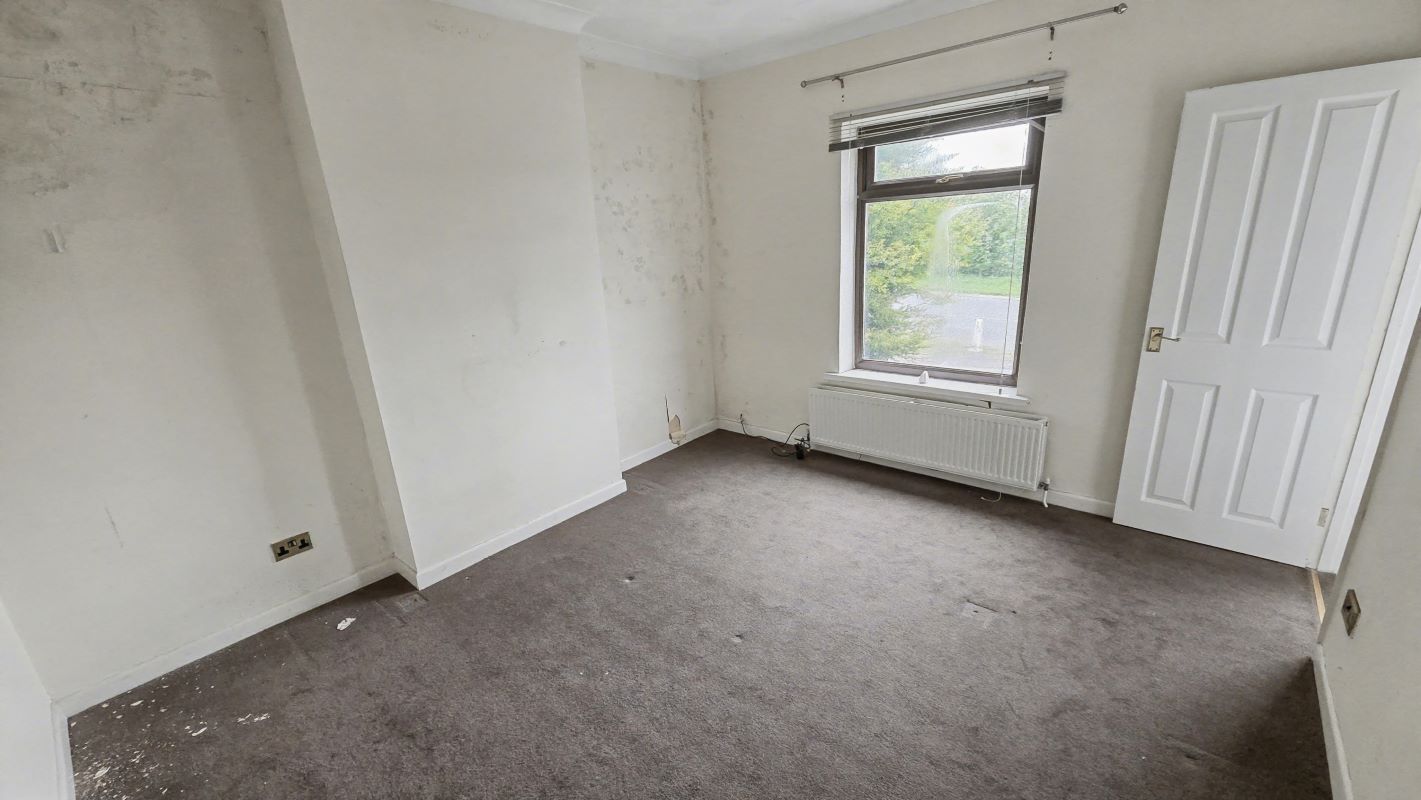 1 Chesterfield Road, Oakerthorpe, Alfreton, Derbyshire, DE55 7LN