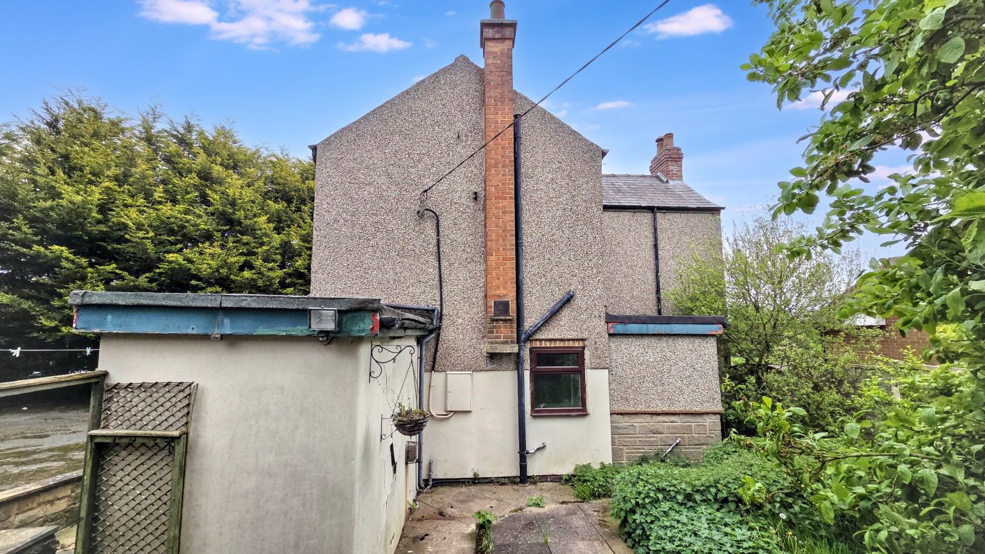 1 Chesterfield Road, Oakerthorpe, Alfreton, Derbyshire, DE55 7LN