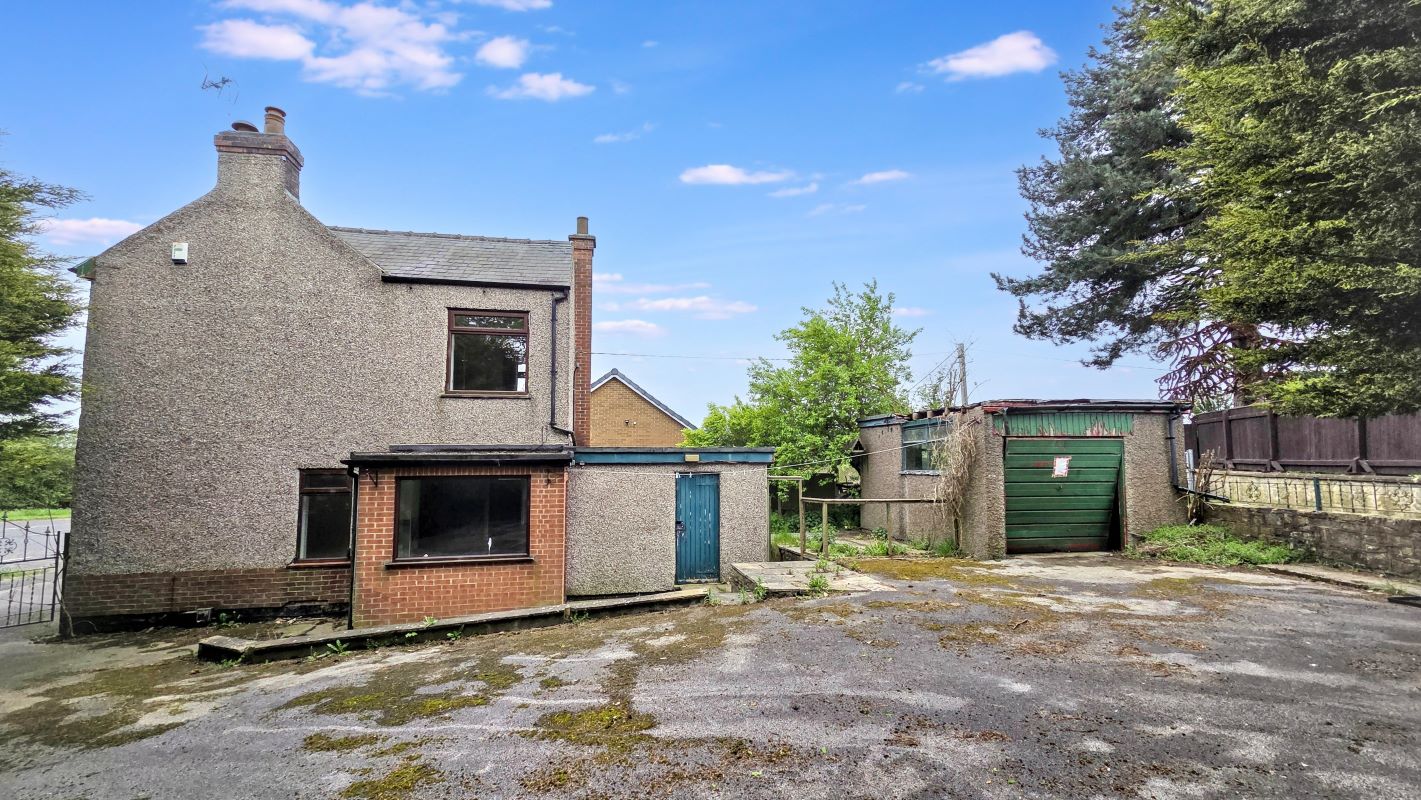 1 Chesterfield Road, Oakerthorpe, Alfreton, Derbyshire, DE55 7LN