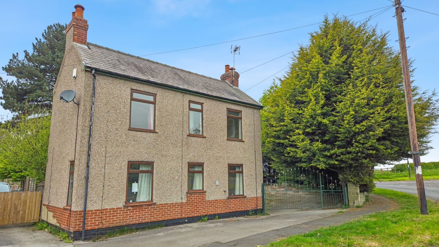 1 Chesterfield Road, Oakerthorpe, Alfreton, Derbyshire, DE55 7LN