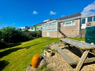 10 Bro Enddwyn, Dyffryn Ardudwy, Gwynedd, LL44 2BG