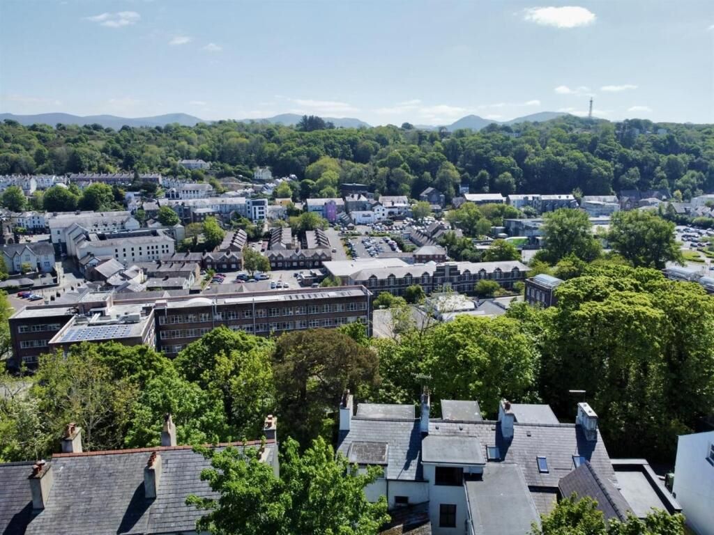 Fron Oleu, The Crescent, Bangor, Gwynedd, LL57 2PY