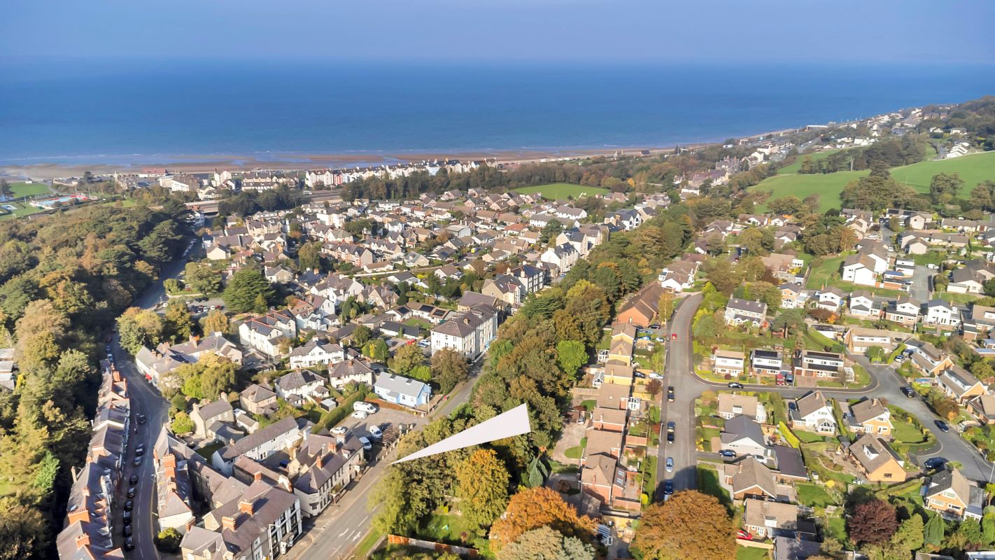 Village Inn, Penmaenmawr Road, Llanfairfechan, Gwynedd, LL33 0NU