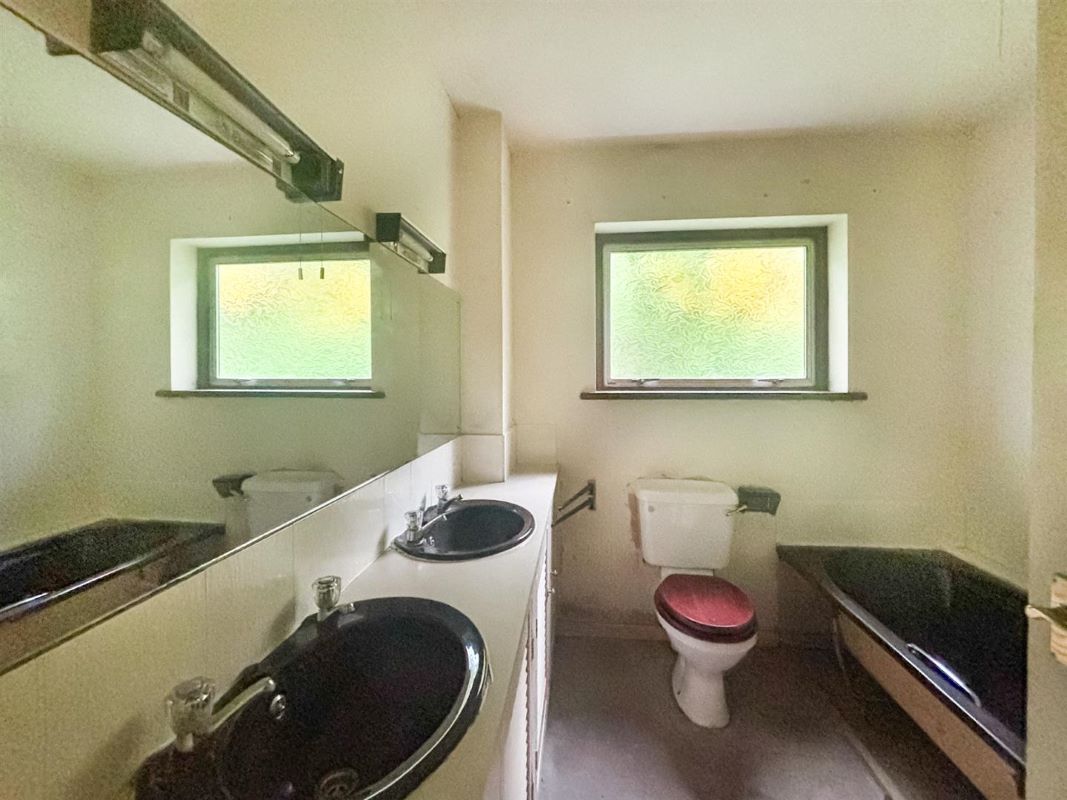 Shalom, Llangynog, Oswestry, Shropshire, SY10 0HL