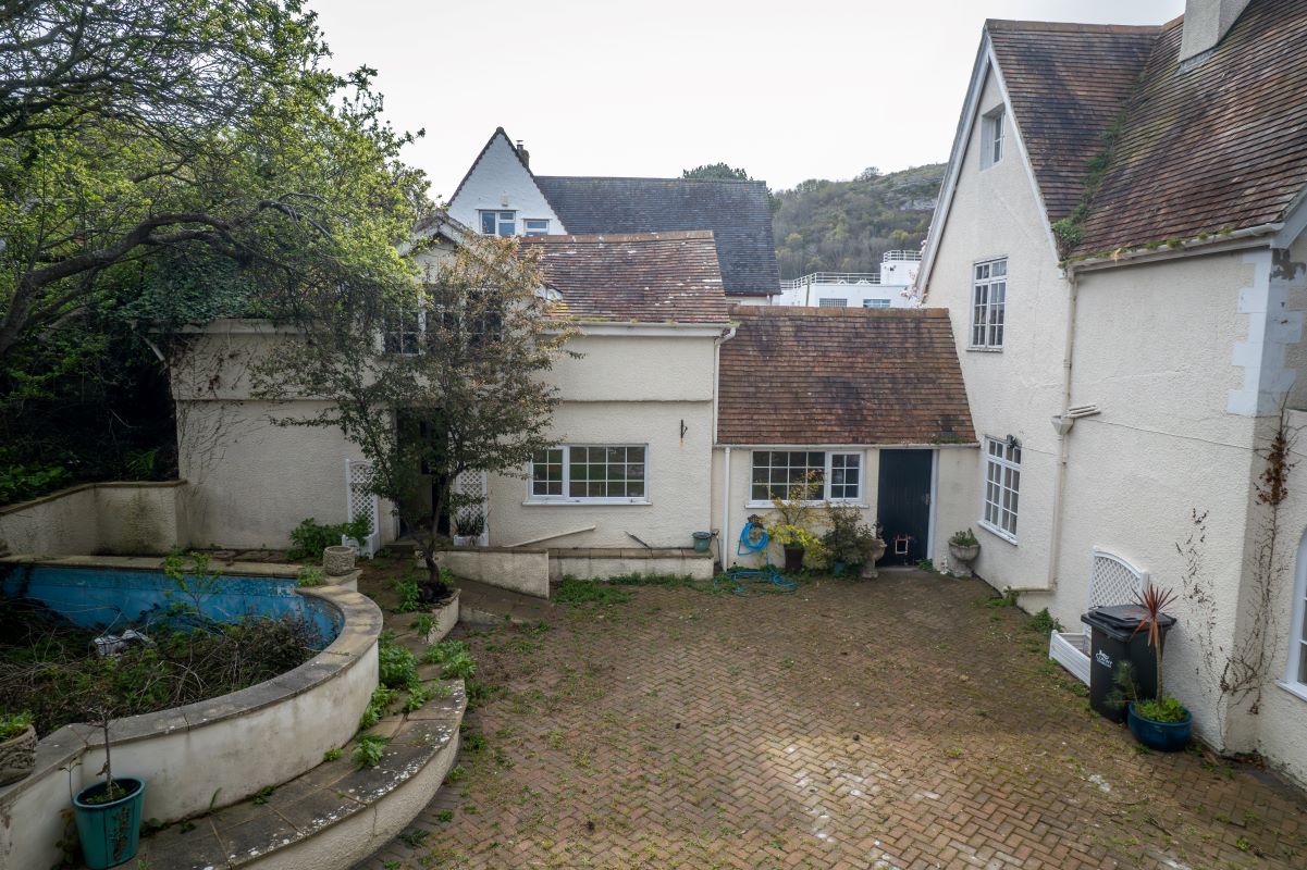 Lot Image