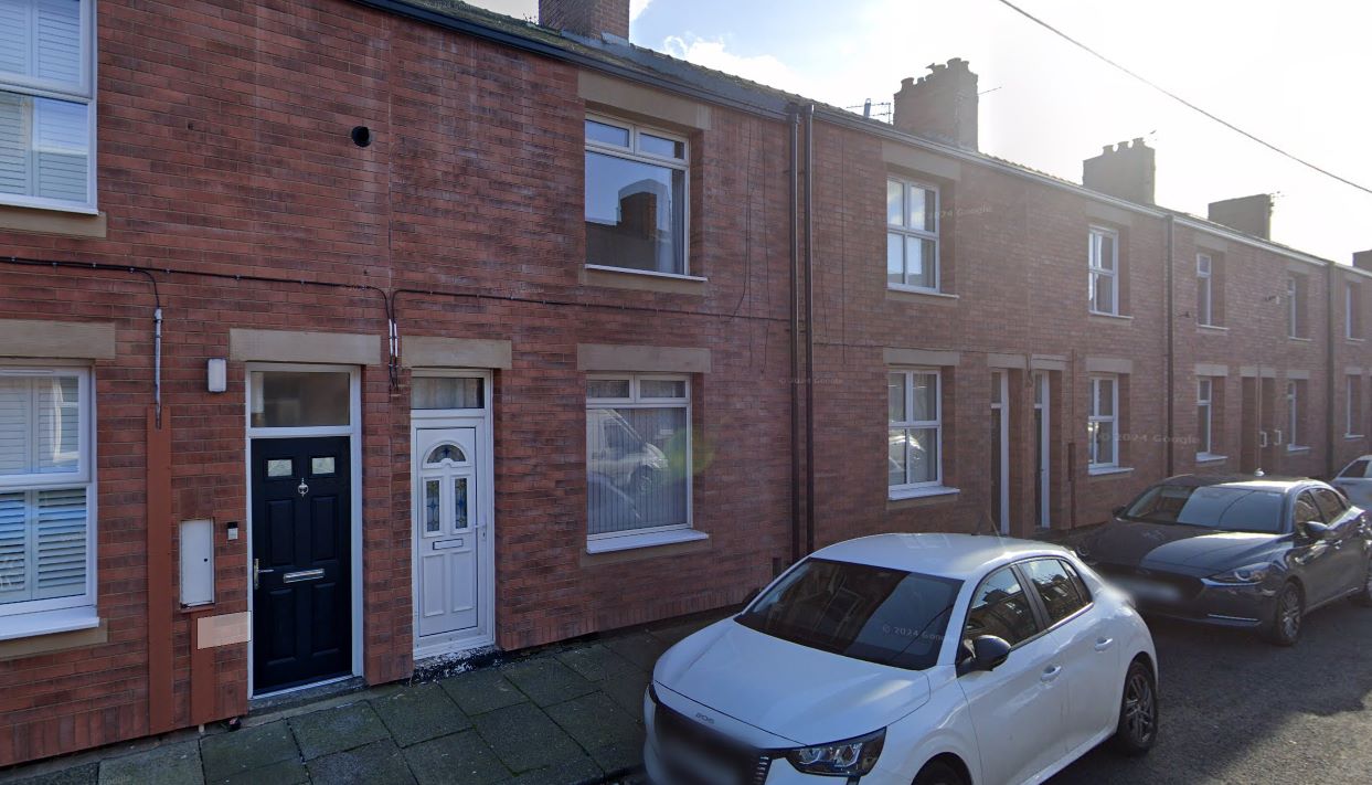 🏡 2 Bed Terrace Property For Sale By Online Auction - Smart Investment in a Thriving Rental Market 🏡