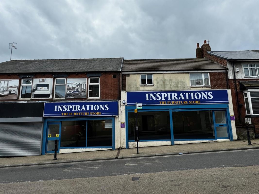 Fully Refurbished Freehold Commercial Unit in Prime Position