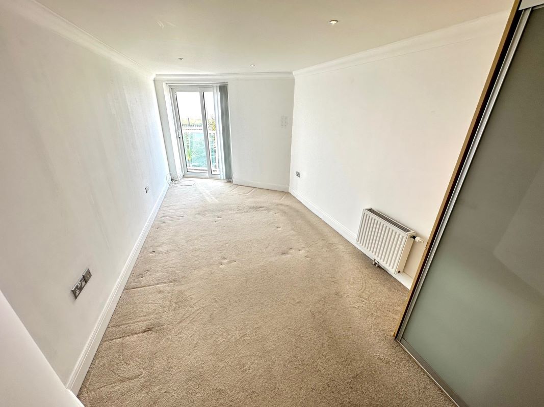 Flat 4 The Shell House, 137 Southbourne Overcliff Drive, Bournemouth, Dorset, BH6 3NP