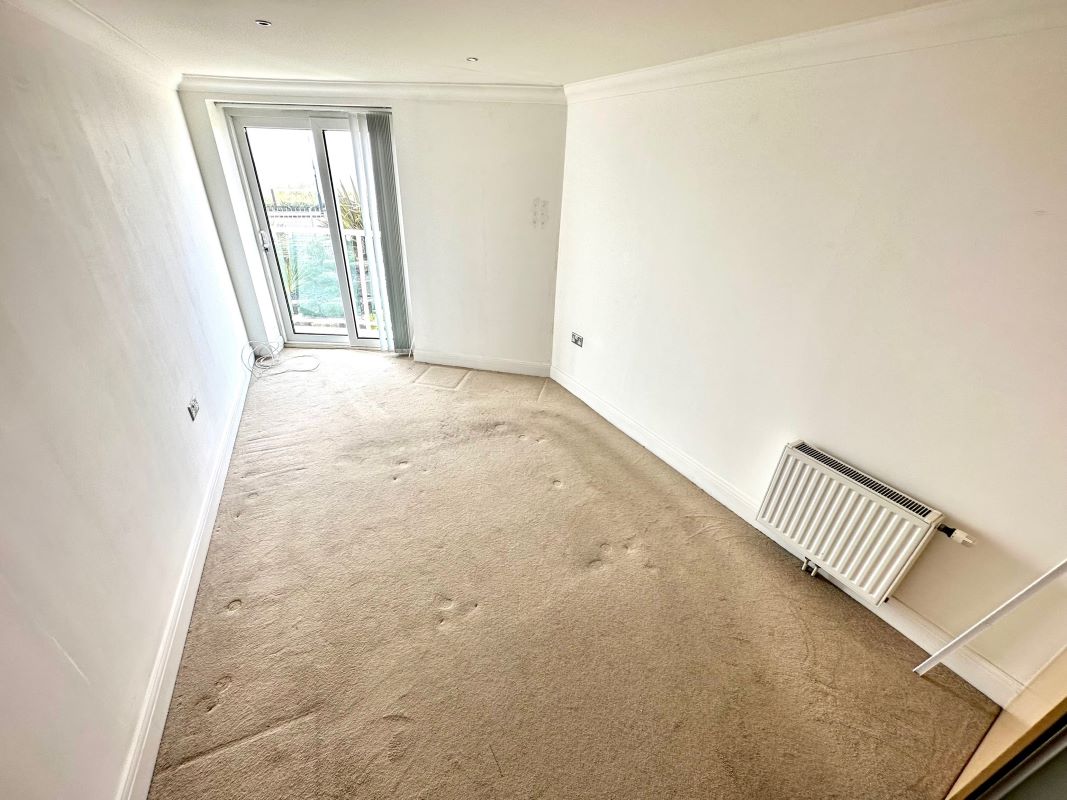 Flat 4 The Shell House, 137 Southbourne Overcliff Drive, Bournemouth, Dorset, BH6 3NP