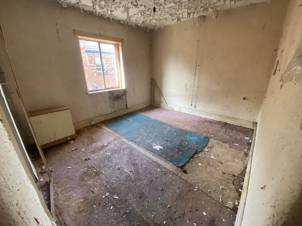 69 Victoria Road, Springbourne, Bournemouth, Dorset, BH1 4RT