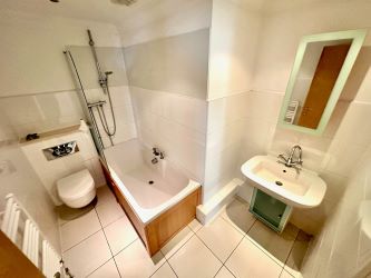 Flat 5 The Shell House, 137 Southbourne Overcliff Drive, Bournemouth, Dorset, BH6 3NP