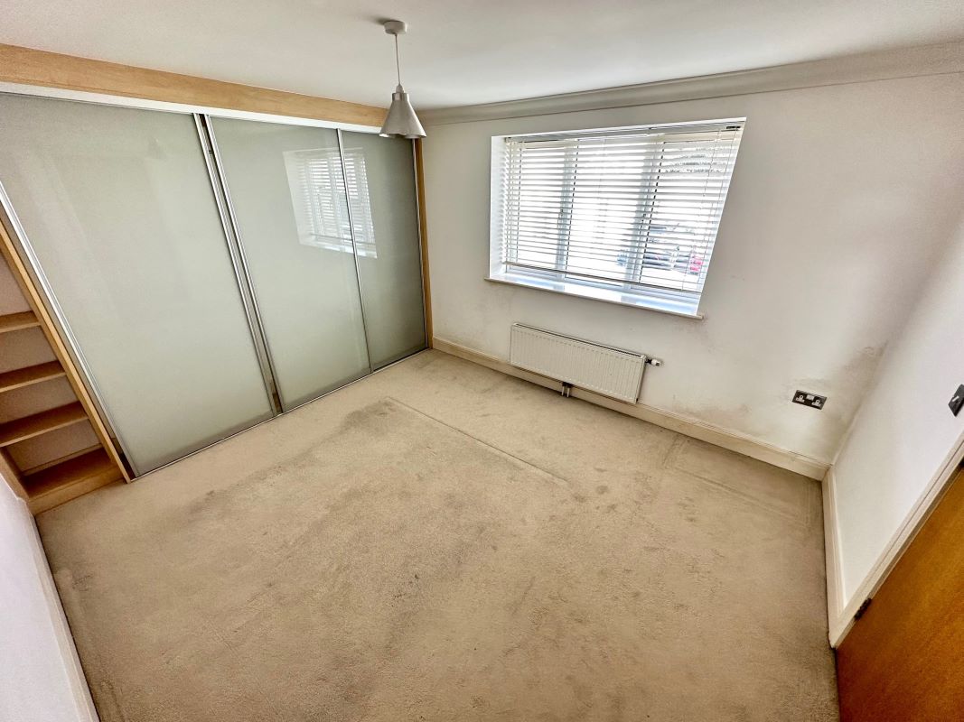 Flat 5 The Shell House, 137 Southbourne Overcliff Drive, Bournemouth, Dorset, BH6 3NP